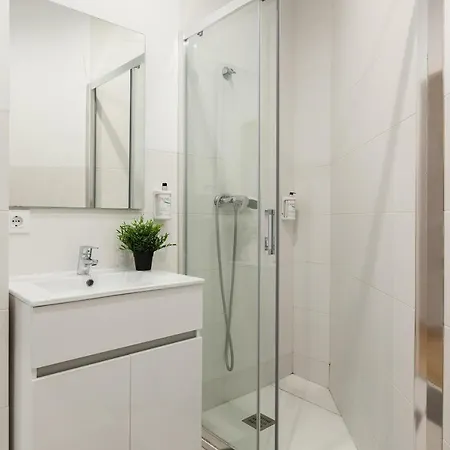 Key Bcn 4o1a 10p 5h Apartment Barcelona